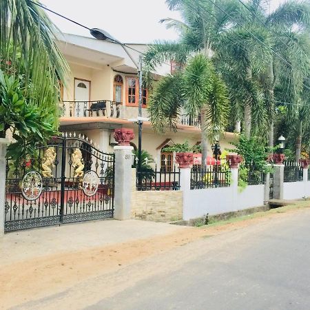 Hotel Senthil Complex Jaffna Exterior foto