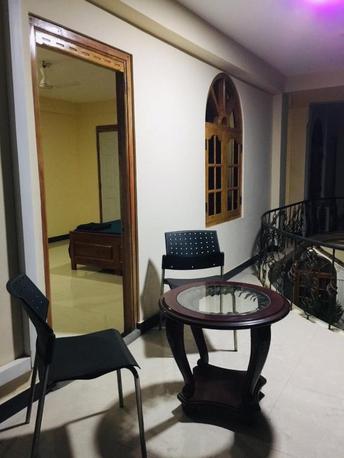 Hotel Senthil Complex Jaffna Exterior foto